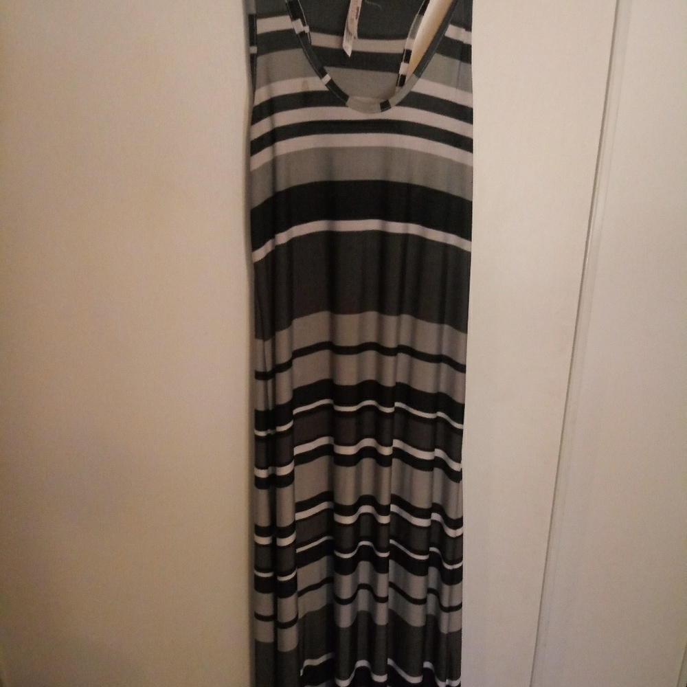 Black white and gray maxi dress sunkissed
